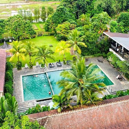 Amanuba Hotel& Resort Rancamaya Bogor Luaran gambar