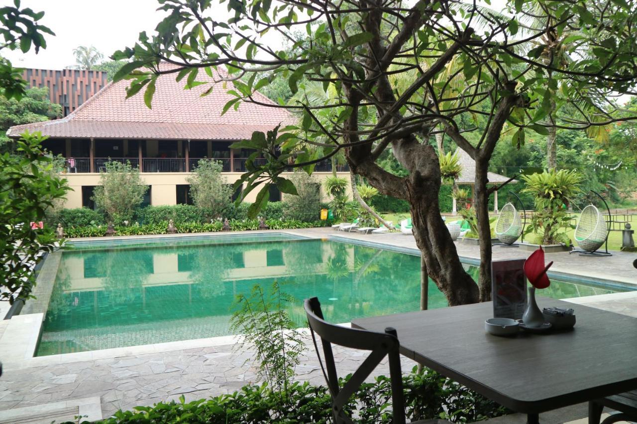Amanuba Hotel& Resort Rancamaya Bogor Luaran gambar