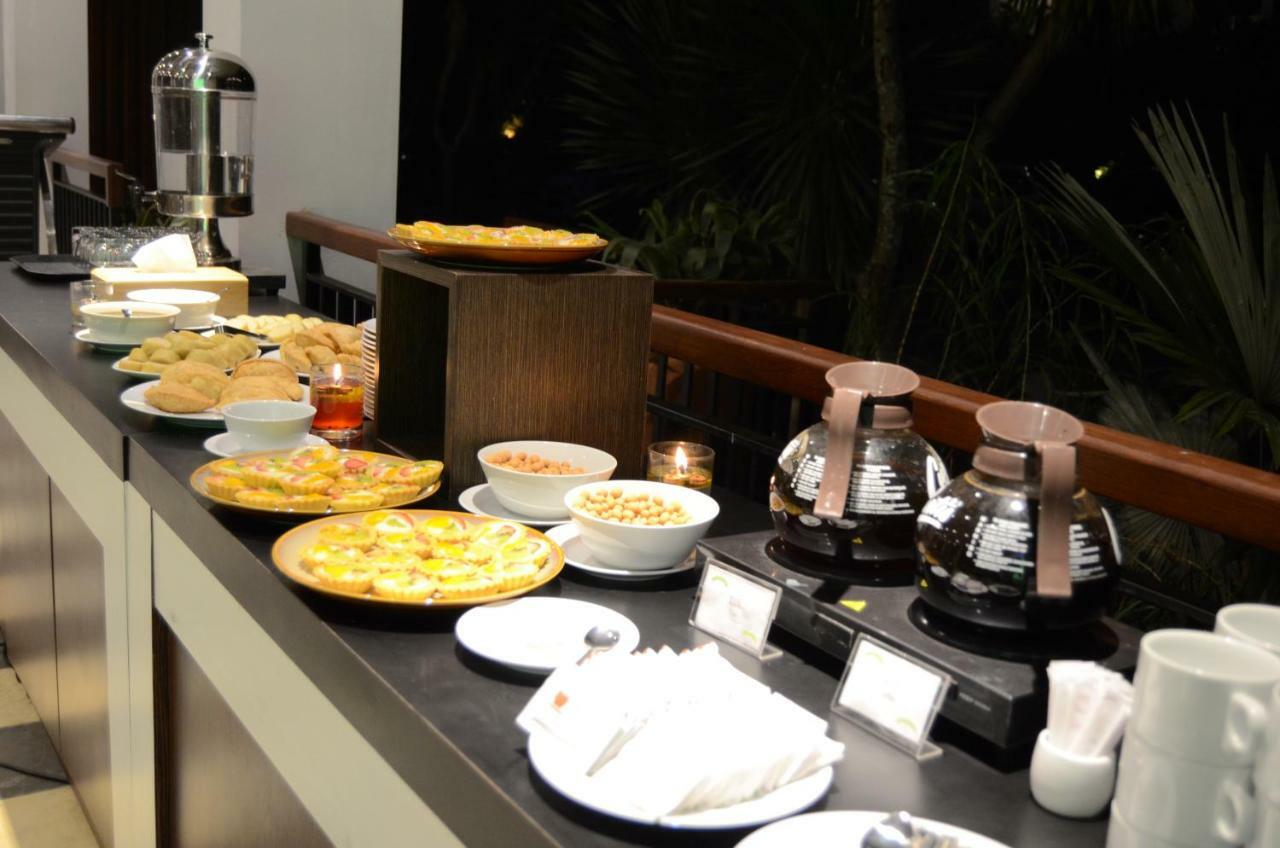 Amanuba Hotel& Resort Rancamaya Bogor Luaran gambar